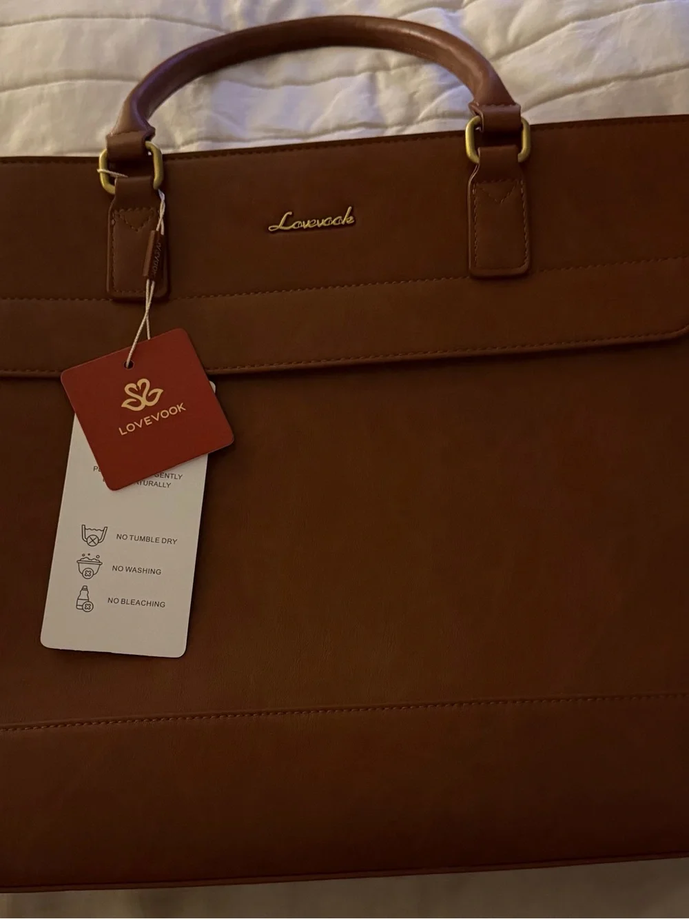 Lovevook tan leather